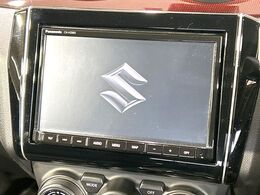 【純正8型ナビ】人気の純正ナビを装備。オーディオ機能も充実しており、Bluetooth接続すればお持ちのスマホやMP3プレイヤーの音楽を再生可能！毎日の運転がさらに楽しくなります！！