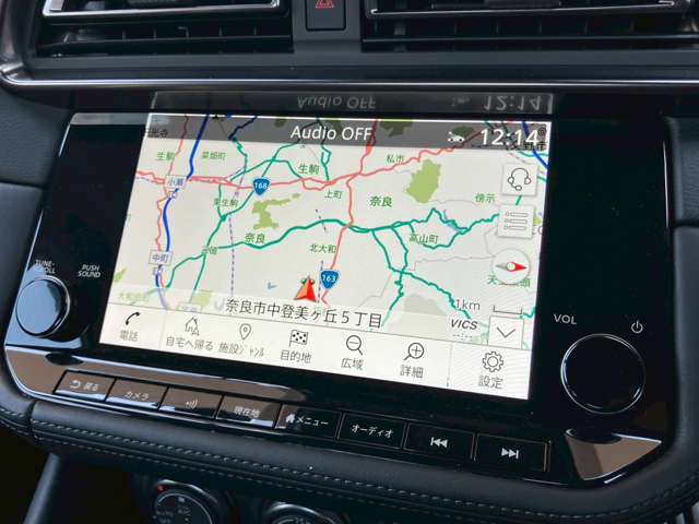 メーカーオプション純正ナビが装備されております。フルセグTV、アップルカープレイ、アンドロイドプレイなど様々対応しております！