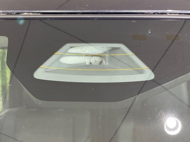 【スズキ　セーフティサポート】走行中に前方の車両等を認識し、衝突しそうな時は警報とブレーキで衝突回避と被害軽減をアシスト。より安全にドライブをお楽しみいただけます。