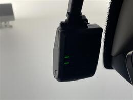 【後部座席操作部】後部座席を快適に過ごしていただくための便利な装備が付いています！