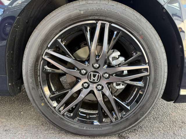 サイズは225/50R/18です！