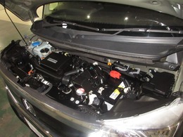 ●ご納車の前に車検整備を実施いたします。車検整備代は当社の負担です。次の車検はご納車から2年後となります。長い車検は嬉しいですね！