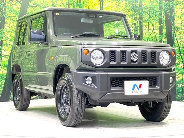 大好評のボディコーティング「弾スプラッシュコート」もご納車までに施工可能。通常のガラスコートと異なる、耐久年数6年の無機質ガラスコーティングが、ボディをキレイな状態に保ってくれます。
