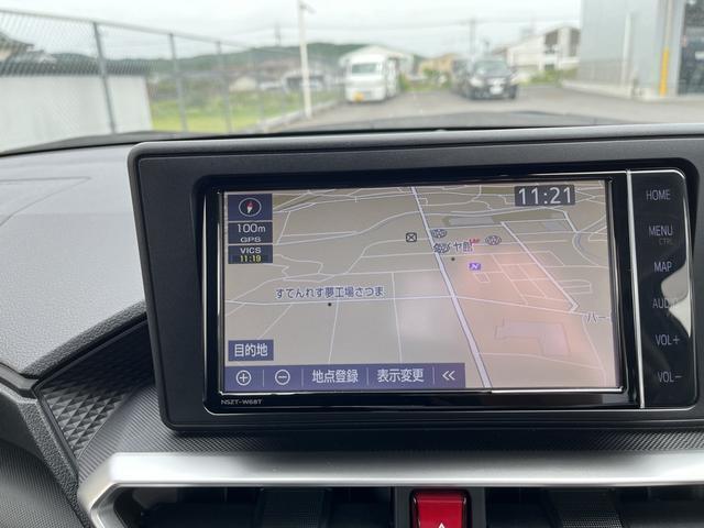 7インチワイドカーナビ付いてます♪
