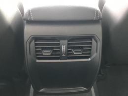 全車、BMWに精通するメカニックにより各車の泣きどころをきっちり整備・修理しており、ご安心して永くいつまでもお乗りいただけるようご提案させていただいております