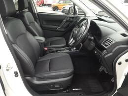 「この車の写真をもっと見たい」「状態が気になる」「この装備はついている？」どんな小さな疑問でもお気軽にお問い合わせください！