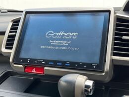【メーカー純正ナビ】インテリアに溶け込むスタイリッシュな「専用設計」メーカーナビを装備♪視認性や操作性など基本性能にも優れ、より上質なカーライフをお楽しみいただけます。