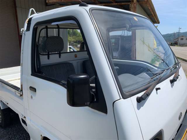 サンバートラック4WD走行距離3.4万Km本体価格15.5万 サンバートラック4WD走行距離3.4万Km本体価格15.5万 - メルカリ