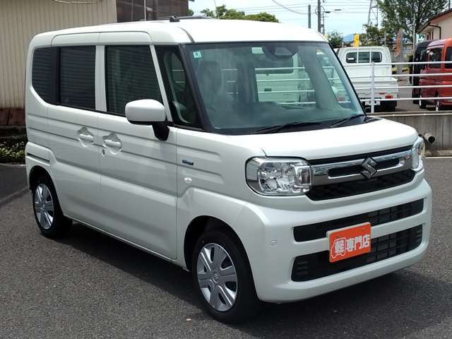 お色は人気色のパールです。