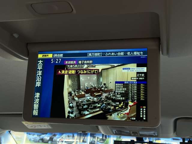 純正フリップダウンモニター！