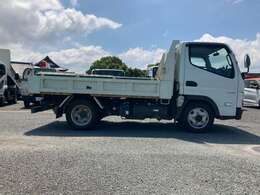 九州指定整備工場も完備。　納車前の整備はもちろん、購入後のアフターケアも、ご安心下さい☆　車検、整備はもちろん、保険やレンタカー等、何でもご相談下さい。