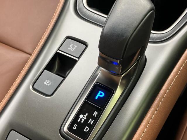 お車に合わせて無料保証以外にも、保証範囲、期間、距離を拡充させた有料保証もご用意しております！中古車の購入が初めてで不安・・・というお客様もご安心ください！