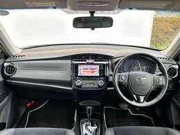 運転廻りの画像です！操作スイッチ類もキレイな状態です。専門スタッフが内外装を清掃・きめ細かい箇所までクリーニングしています。