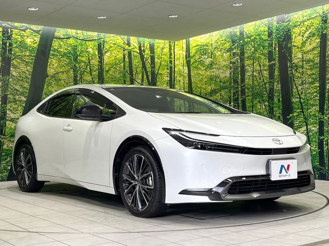 高透明度のガラス皮膜で撥水はもちろん、上質なツヤ・光沢を実現。紫外線や酸性雨から大切な愛車を保護し、色あせ・劣化を防止。「弾スプラッシュコート」、「弾プリミッサコート」からお選びいただけます。