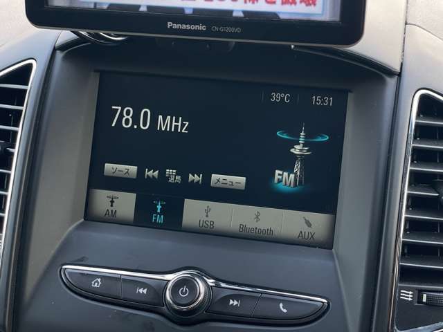 LIBERALAでは多種多様の車種をご用意させていただいております。お客様がご納得いくまで、そのお車の持つ特性を五感すべてで感じ取っていただける場をご提供します。