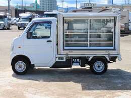 平成22年　スズキ　キャリィ　移動販売車　冷蔵車　販売冷蔵商品ケース　左側販売　冷蔵設備付き　入庫いたしました。