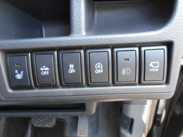 運転席シートヒーター装備。寒い季節にはとても役に立つ有難い装備です。