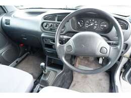 ★4ナンバー車★5速マニュアル車★