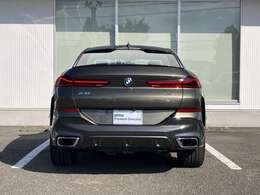 安心のネットワーク。全国187箇所（2025年2月現在）のBMW正規ディーラーのサービスセンターで整備・保証修理を受けることができます。