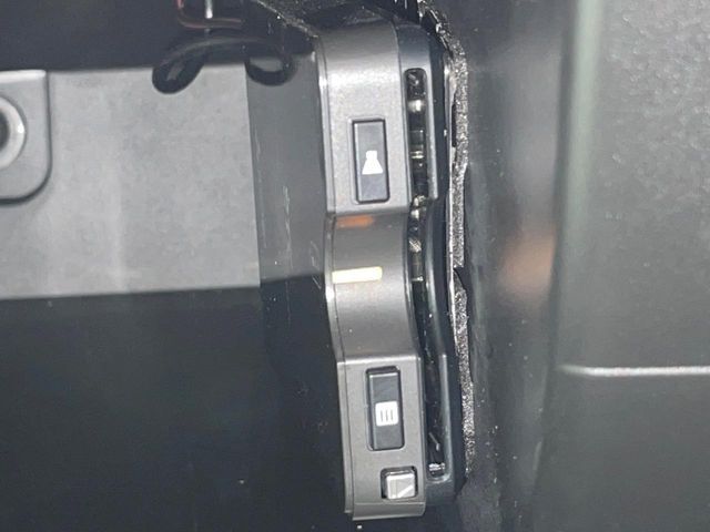 ●ETC車載器：お引き渡し時には再セットアップを実施後、お渡しいたします。マイレージ登録に関してもお気軽にスタッフまでお尋ねください。