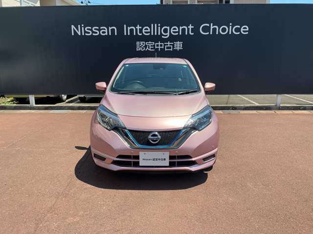 LEDヘッドライトやバンパーには人や物を検知するセンサーがあります