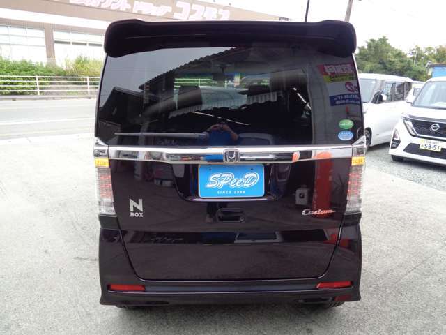 リアハッチも広くお買い物でも役立ちそうです。