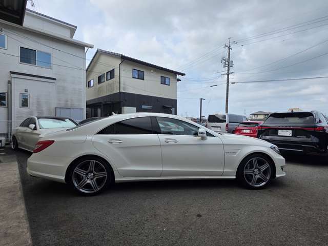 ラインID＠welt0111を検索してご連絡ください。詳しい画像等が送れますし、その後の商談もスムーズに行えます。