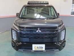 純正LEDライト　フォグランプ　雪道や、悪路を明るく照らします。