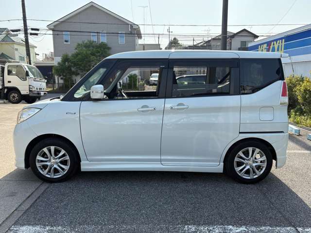 新車低金利実質年率0.9％～☆各色グレード選択可能です☆