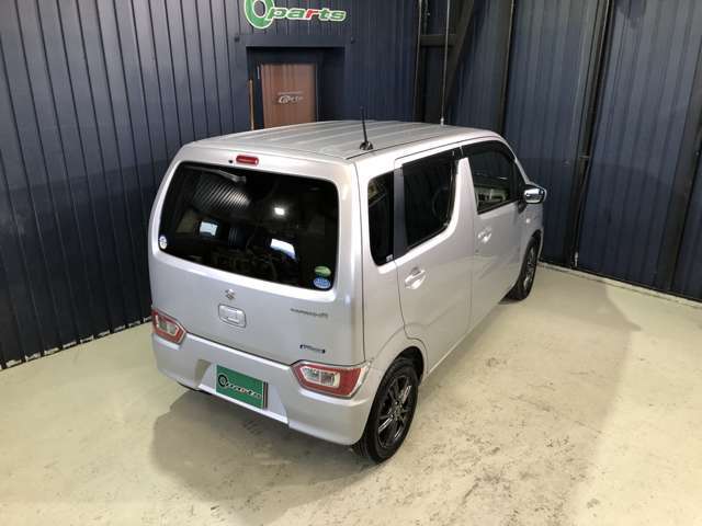 お探しの方必見！納車時には外装のバフ磨き、ポリマーワックスコーティング！内装のクリーニング、スチーマーを使っての徹底洗浄をさせてもらいます！