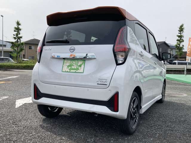 九州指定整備工場も完備。　納車前の整備はもちろん、購入後のアフターケアも、ご安心下さい☆　車検、整備はもちろん、保険やレンタカー等、何でもご相談下さい。