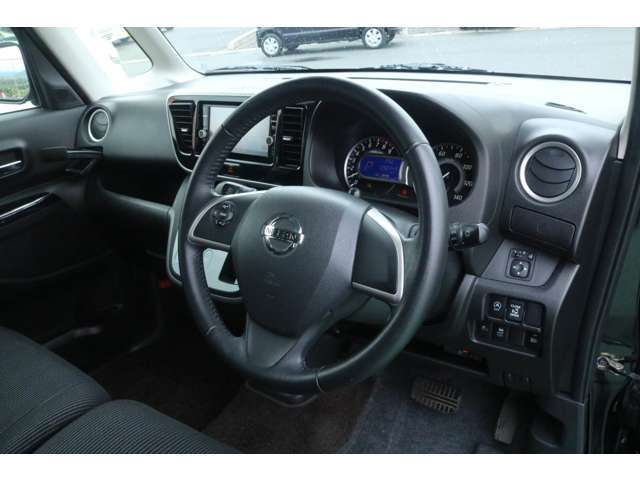 当社は程度のよいお車をできる限り安く販売するように仕入れに力を入れております。ご希望のお車がございましたら是非お問い合わせください。