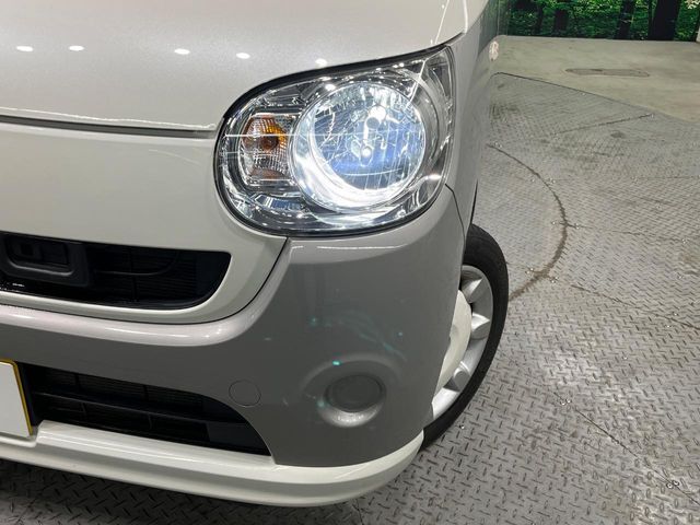 【LEDヘッドライト】悪天候や夜間走行時も良好な視界を確保し安心して運転できる高輝度LEDヘッドライトを装備！点灯速度が早く、消費電力も抑えられています。