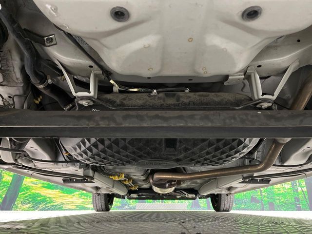 下回りがきれいなうちに、防錆加工の施工がオススメ。降雪地域はもちろん、沿岸部にお住いの方や、趣味でマリン・ウィンタースポーツをされる方にご好評いただいております。