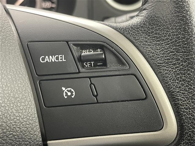 【クルーズコントロール】高速道路で便利な機能です！！アクセルを離しても一定速度で走行ができる装備です。加速減速もスイッチ操作でOKです。