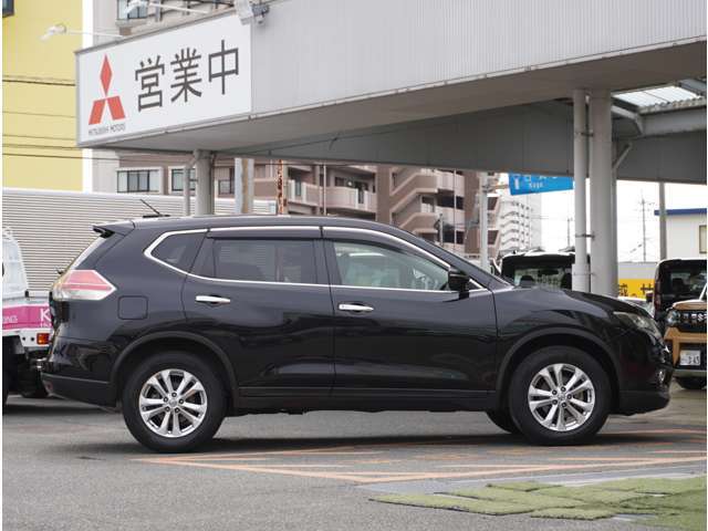 【KMGホールディングスとは】西日本で約80店舗を運営しています☆70年以上自動車を販売してきたノウハウでお客さまの車選びを大切にサポートさせていただきます☆是非質の高い接客を体験してみてくださいね☆