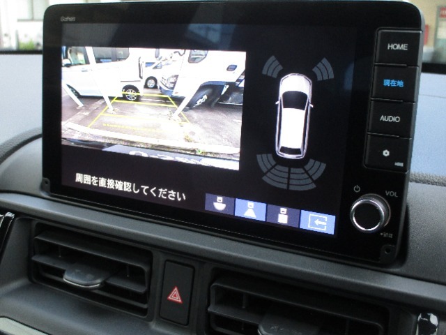 駐車がしやすいバックカメラを装備しています。