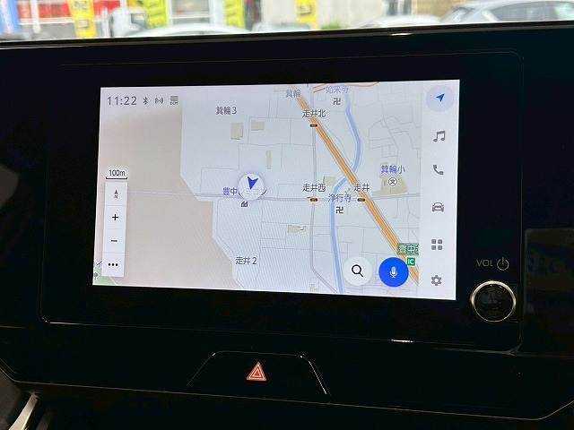 純正ナビ。フルセグ、ブルートゥースお楽しみいただけます。