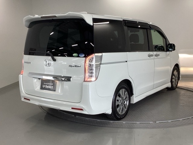 整備の際は、保証の付いたHONDA純正部品を使用いたしますので、ご安心下さい。