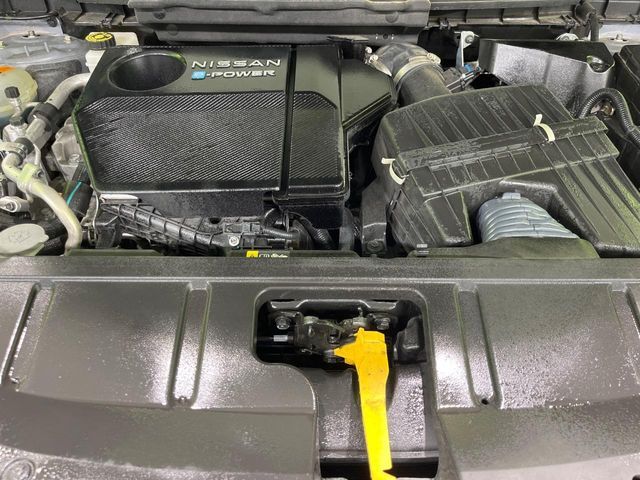 親切・丁寧な専門メカニックスタッフが応対！・車検・点検整備・事故等の修理などアフターサービスも安心。お車のカスタマイズもネクステージのサービススタッフまでご相談ください！
