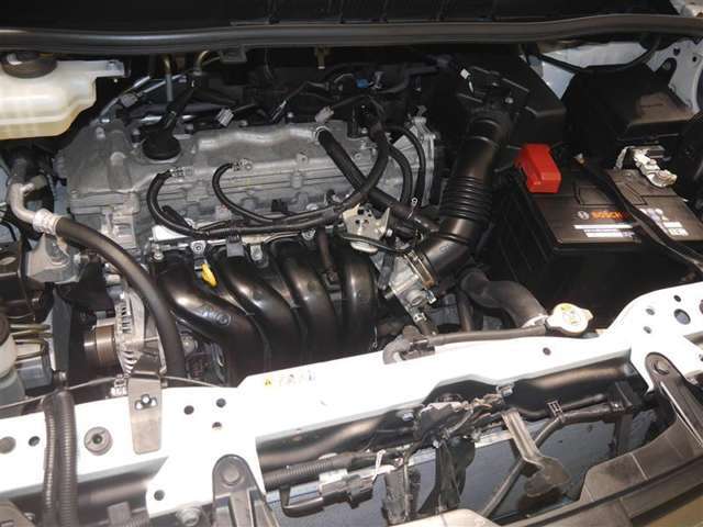 2000ccエンジン☆エンジンルームもしっかり洗浄！