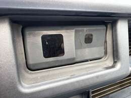 レーザーレーダー、ソナーセンサーの組み合わせによって衝突回避支援を行う スマートアシスト を装備しています♪万が一の際も安心してお乗りいただけます♪