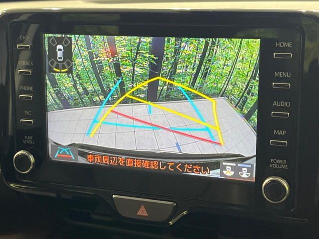 【バックカメラ】駐車時に後方がリアルタイム映像で確認できます。大型商業施設や立体駐車場での駐車時や、夜間のバック時に大活躍！運転スキルに関わらず、今や必須となった装備のひとつです！