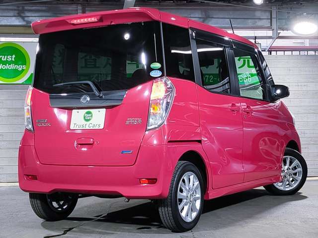装備充実☆禁煙車☆電動スライドドア☆アラウンドビューカメラ☆スマートキー☆ETC☆フルセグナビ☆Bluetooth☆