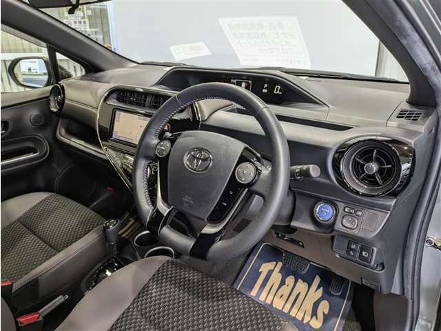 コンパクトボディで狭い道でもスムーズに走れる取り回しのよさ。運転もラクラクです。