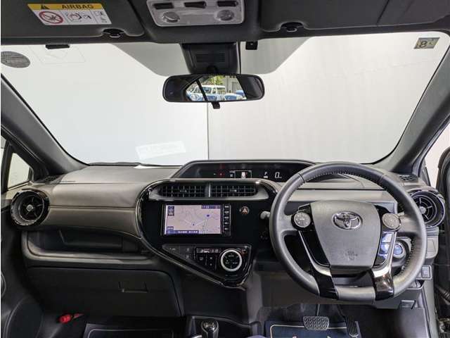 見通しのよいすっきりとした視界で、誰でも運転しやすいです。運転のしやすさは疲れにくさにも繋がりますよ♪