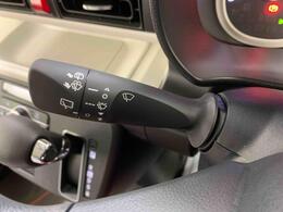 当店ではダイハツ認定U-CARをはじめ、お手頃価格のお車や、オトクなナビ付き車、オプション充実の高年式車をはじめ、ダイハツ車以外も豊富にラインナップしております。