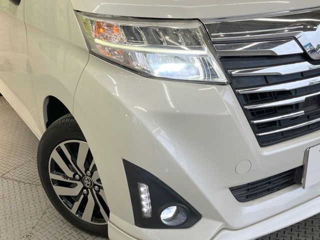 【LEDヘッドライト】悪天候や夜間走行時も良好な視界を確保し安心して運転できる高輝度LEDヘッドライトを装備！点灯速度が早く、消費電力も抑えられています。