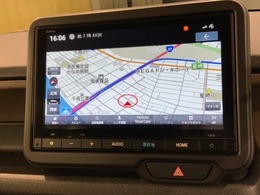 ギャザズナビ搭載です。知らない道も安心ですね！