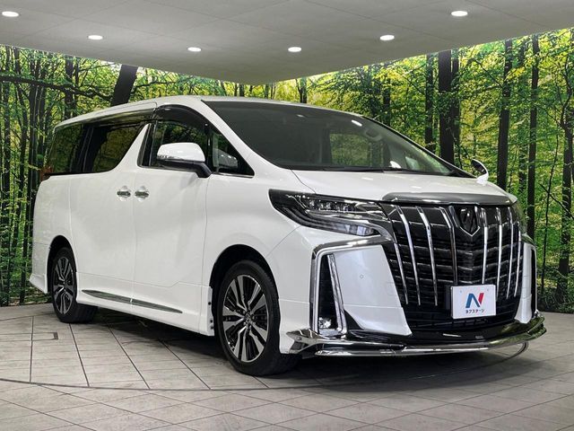 大好評のボディコーティング「弾スプラッシュコート」もご納車までに施工可能。通常のガラスコートと異なる、耐久年数6年の無機質ガラスコーティングが、ボディをキレイな状態に保ってくれます。